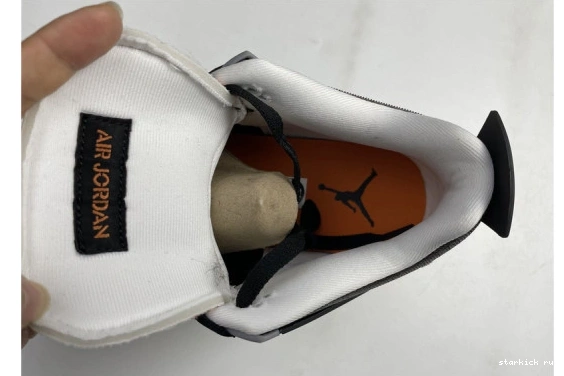 Air Retro (W) CW7183 4 100 Starfish CW7183-100 Jordan 0728